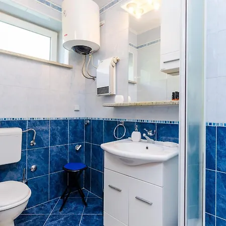 Nicol - Two-bedroom With Terrace And Sea View Dubrovnik